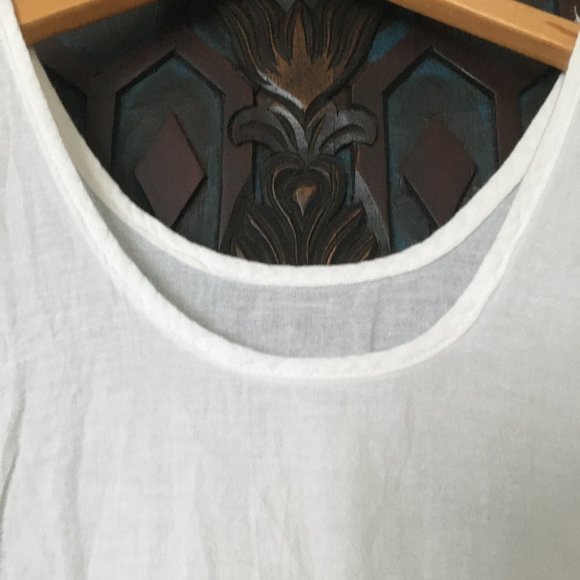 White Maiden Flowy Cotton Handkerchief Dress - Picture 4 of 15